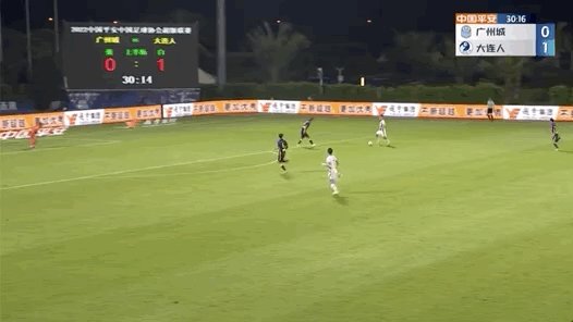九游娱乐入口-【中超】林良铭传射阎相闯破门 广州城0比3大连人