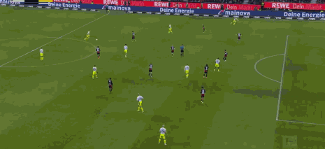 半场:多特1-1法兰克福,拜尔破门,乌尊点射,吉拉西送点