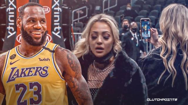 九游娱乐下载-究竟是谁在碰瓷？詹姆斯与女球迷互撕比球更好看！